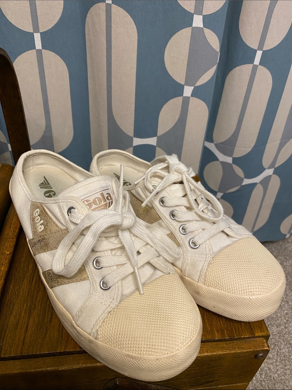 Gola Cream Canvas Sneakers with Beige Suede Stripes